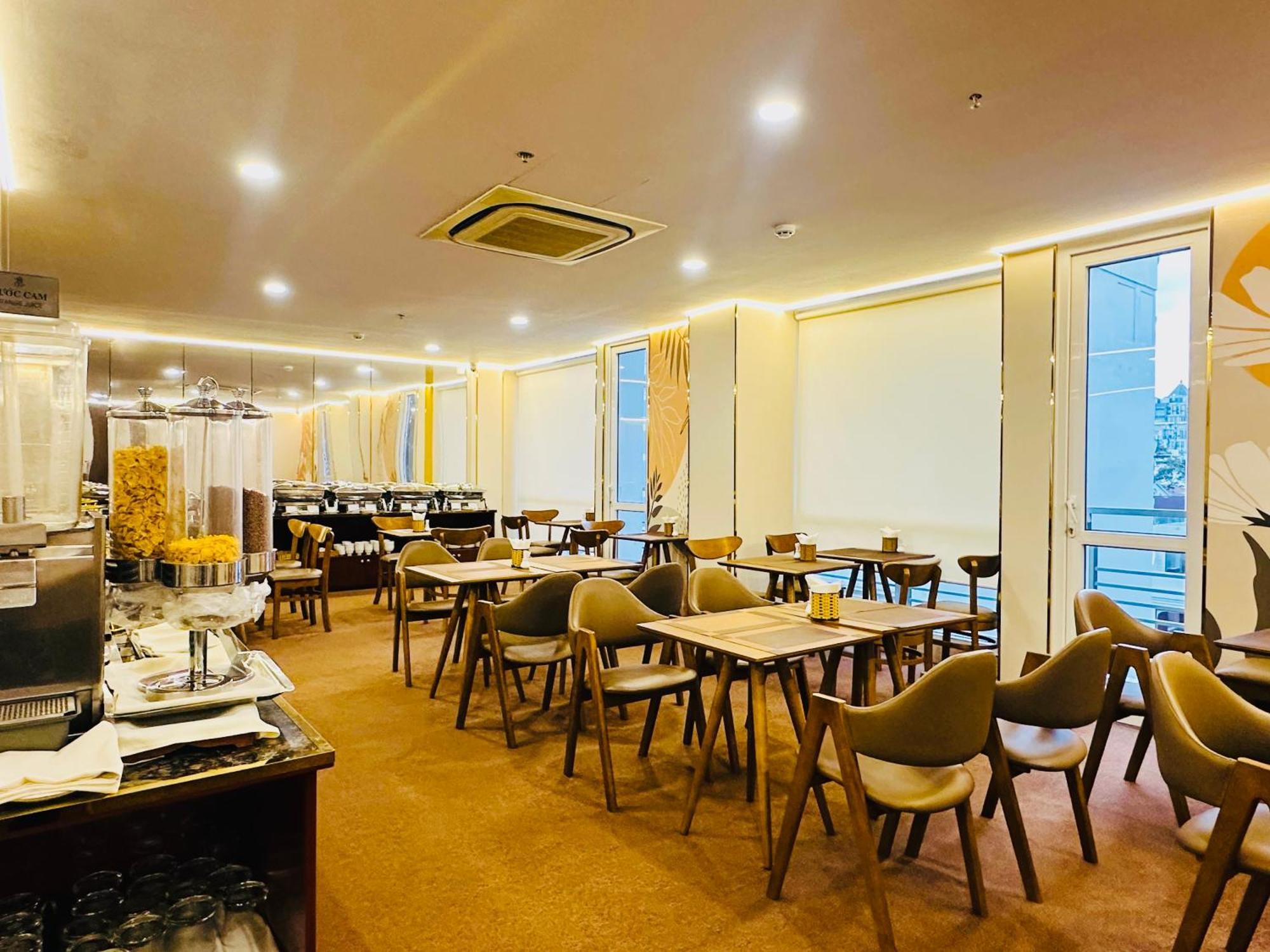 Huong Sen Annex Khách sạn
